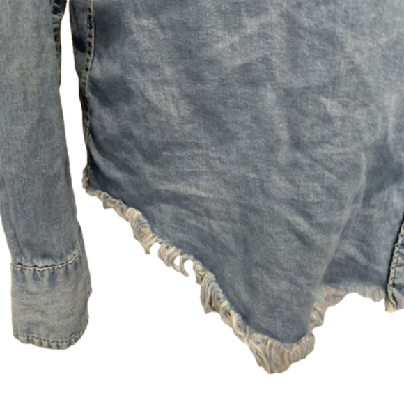 Vanilla Star Denim long sleeve shirt w/ snap buttons, fringe bottom size Med - Picture 6 of 10